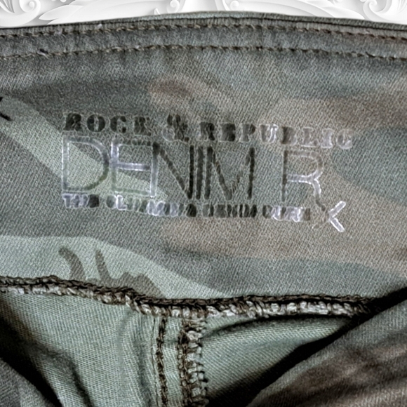 Rock & Republic Denim RX The Slimming Denim Cure Camouflage Pants Size 16Rock - Picture 4 of 4